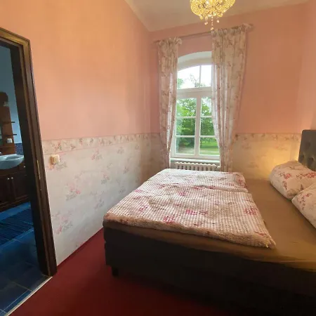 Exklusive Im Gutshaus Viezen Apartment *